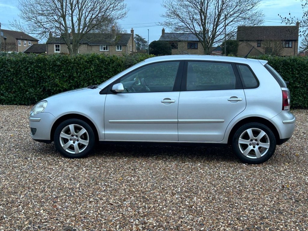 Used Volkswagen Polo 2008 for sale - 76868055: Photo 11