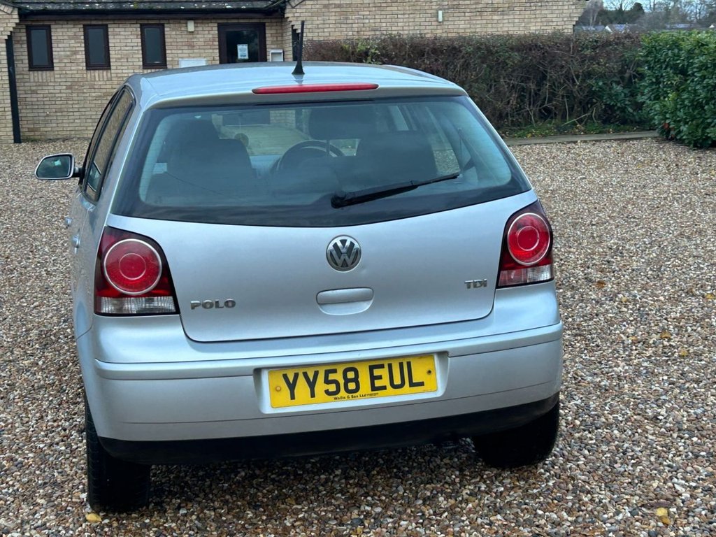 Used Volkswagen Polo 2008 for sale - 76868055: Photo 15