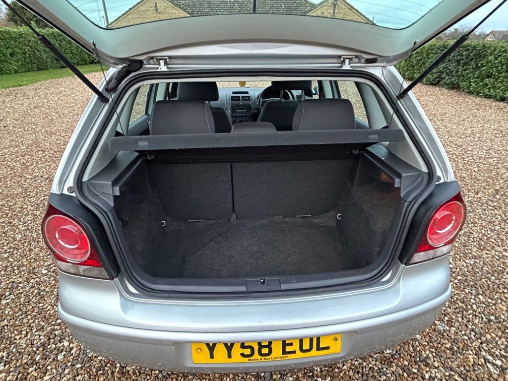 Used Volkswagen Polo 2008 for sale - 76868055: Photo 18