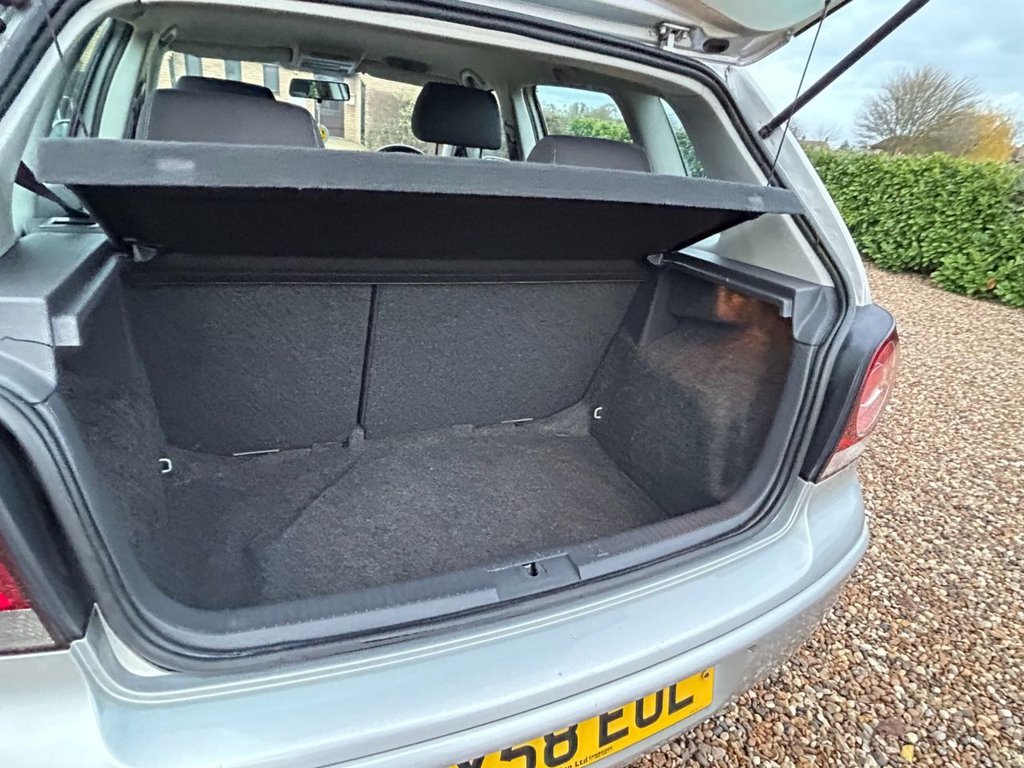 Used Volkswagen Polo 2008 for sale - 76868055: Photo 19