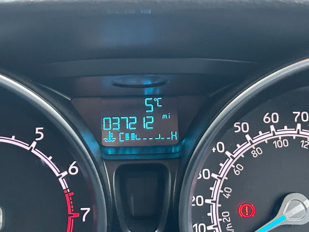 Used Ford Ecosport 2017 for sale - 77609091: Photo 41