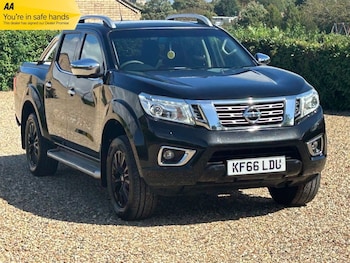Used Nissan Navara 2016 for sale - 75709667: Photo