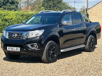 Used Nissan Navara 2016 for sale - 75709667: Photo