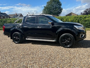 Used Nissan Navara 2016 for sale - 75709667: Photo