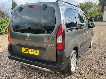 Used Peugeot Partner Tepee 2017 for sale - 79778193: Photo