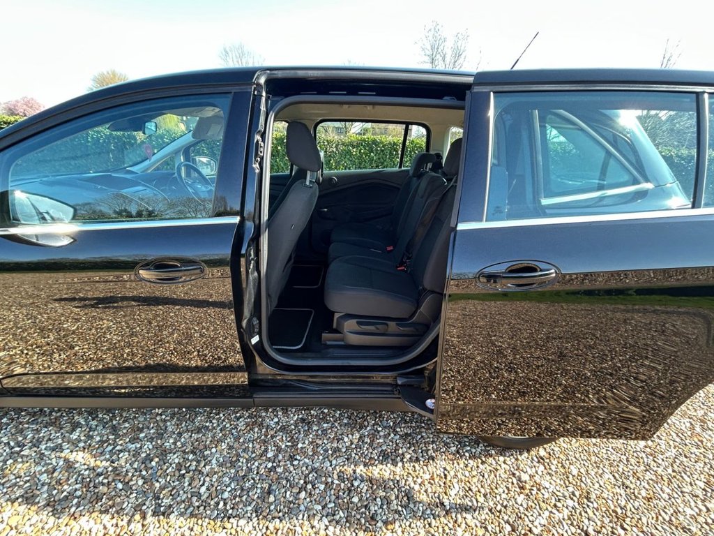 Used Ford Grand C-Max 2018 for sale - 77765341: Photo 28