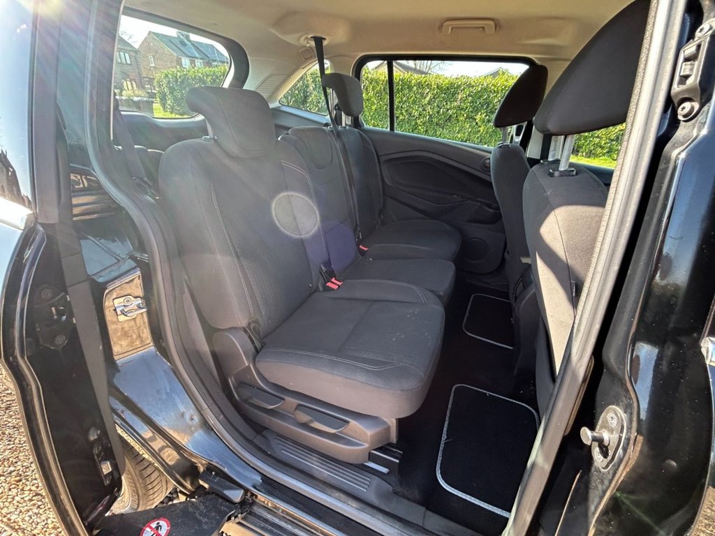 Used Ford Grand C-Max 2018 for sale - 77765341: Photo 32