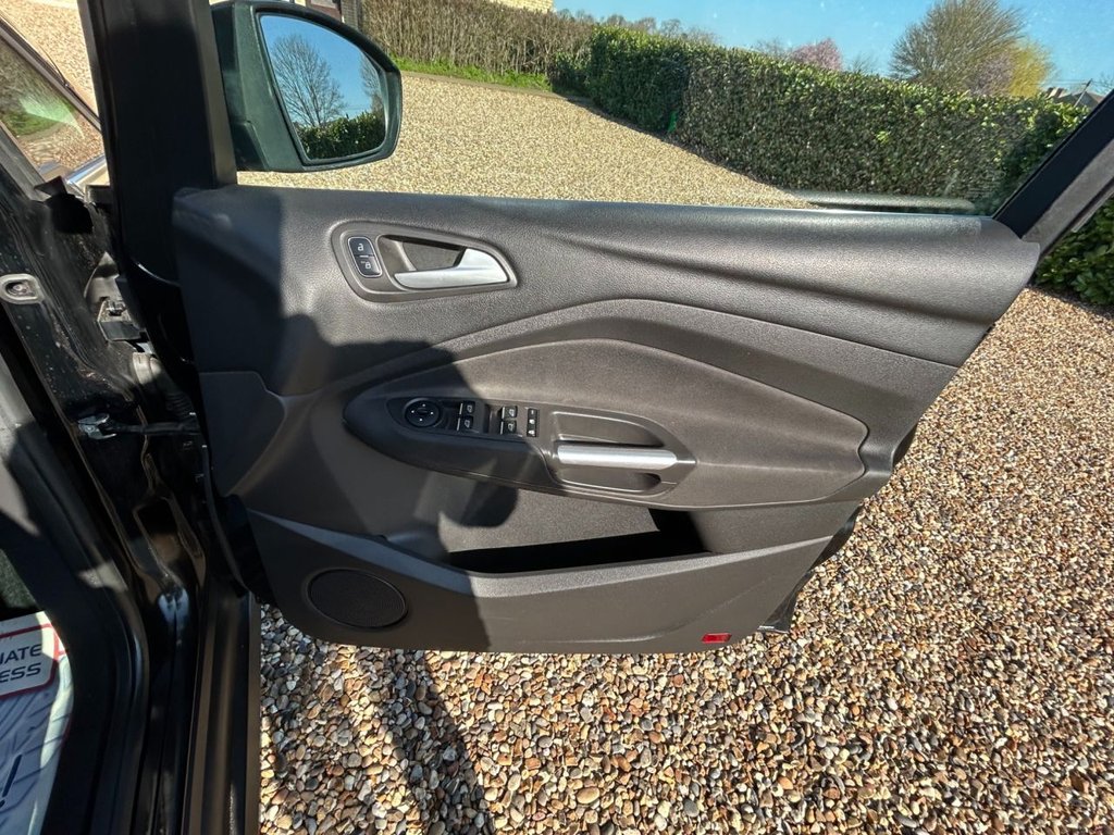 Used Ford Grand C-Max 2018 for sale - 77765341: Photo 39