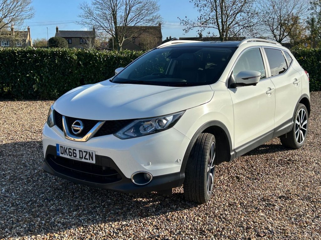 Used Nissan Qashqai 2017 for sale - 76610314: Photo 3