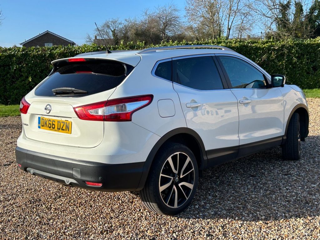 Used Nissan Qashqai 2017 for sale - 76610314: Photo 6