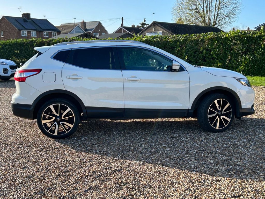 Used Nissan Qashqai 2017 for sale - 76610314: Photo 8