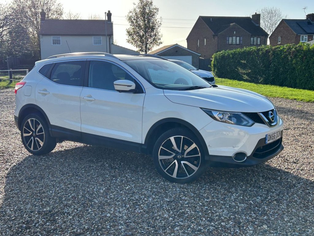 Used Nissan Qashqai 2017 for sale - 76610314: Photo 9