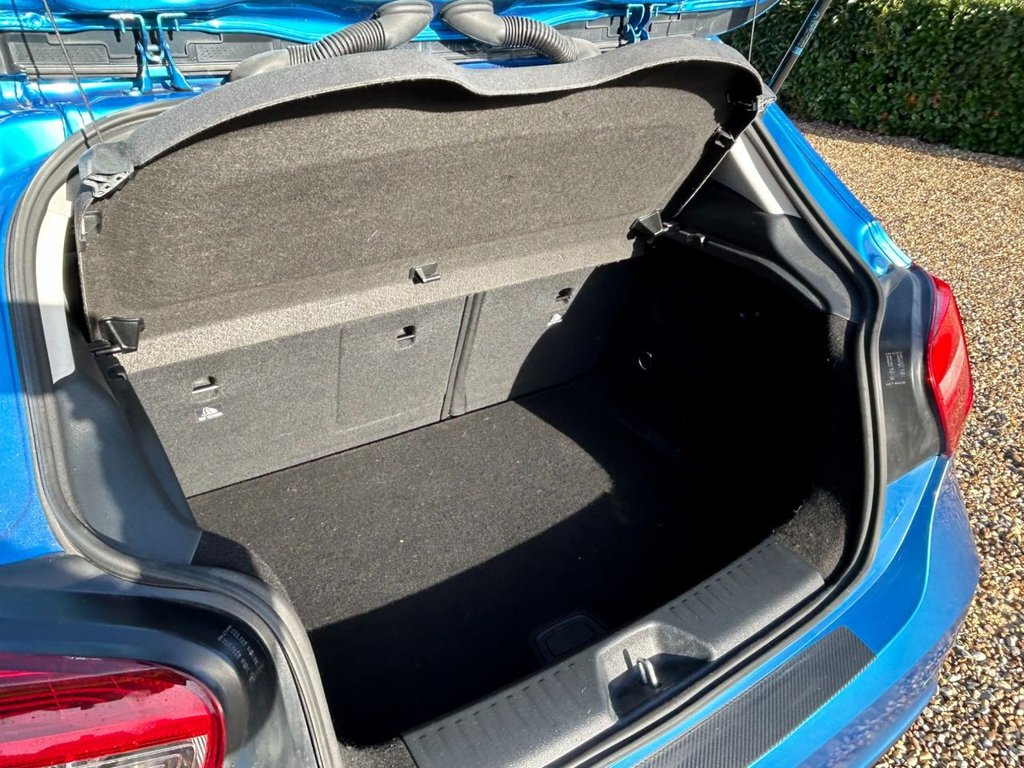 Used Mercedes-Benz A-Class 2014 for sale - 76610305: Photo 14