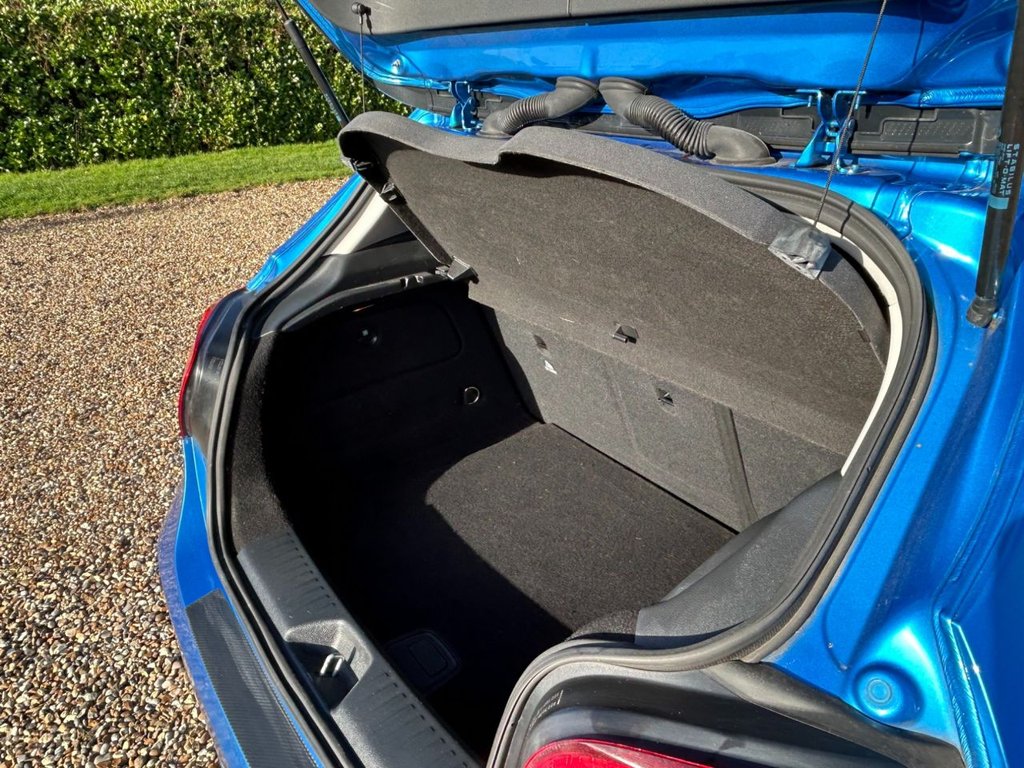 Used Mercedes-Benz A-Class 2014 for sale - 76610305: Photo 16