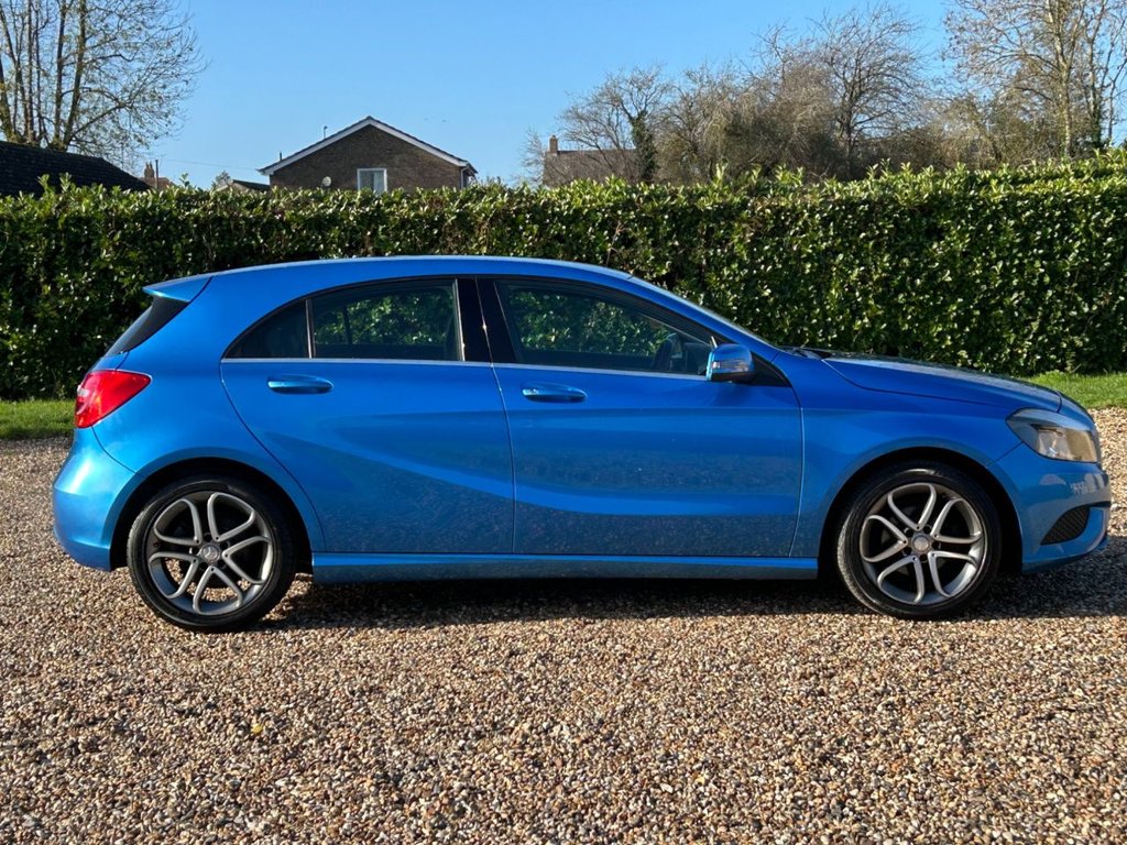 Used Mercedes-Benz A-Class 2014 for sale - 76610305: Photo 2