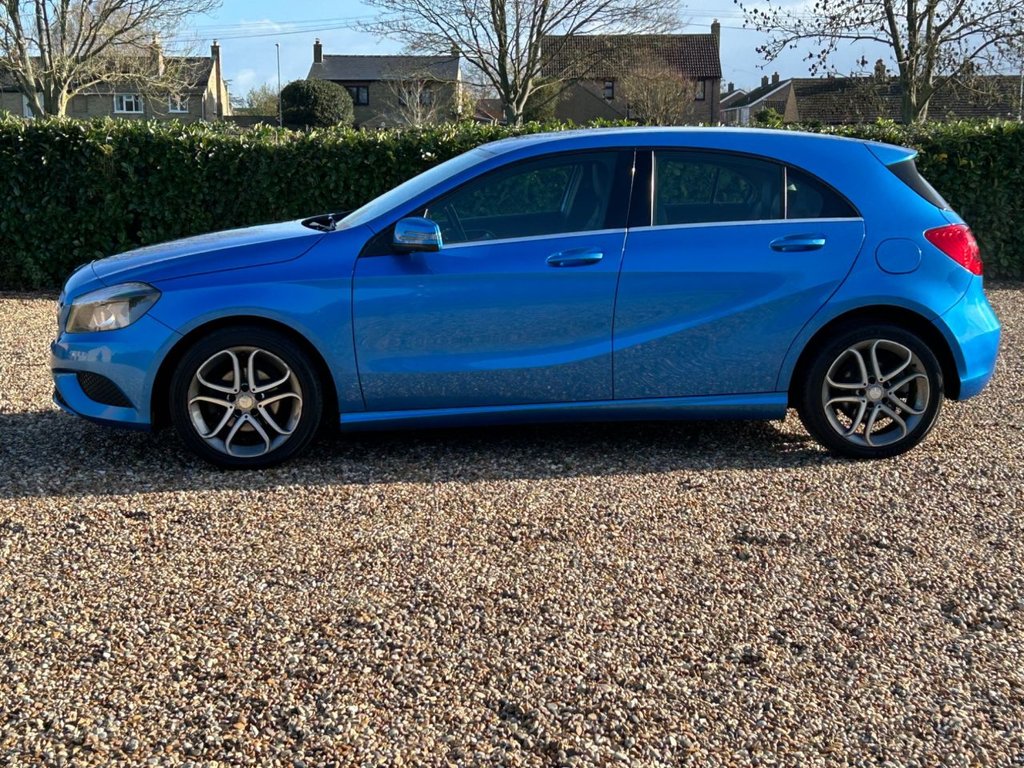 Used Mercedes-Benz A-Class 2014 for sale - 76610305: Photo 8