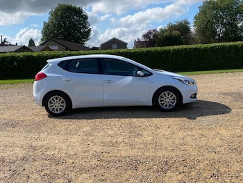 Used Kia Ceed 2012 for sale - 77991155: Photo