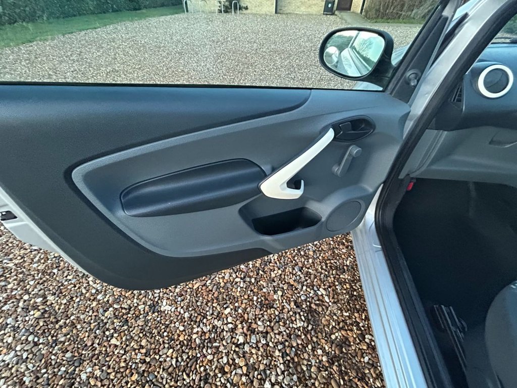 Used Ford Ka 2011 for sale - 77133344: Photo 22