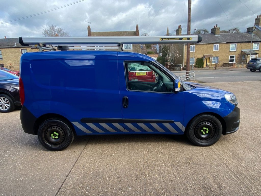 Used Fiat Doblo 2015 for sale - 77153087: Photo 2