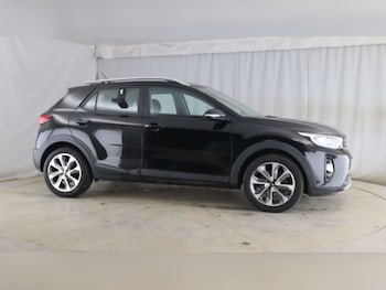 Used Kia Stonic 2018 for sale - 77959766: Photo