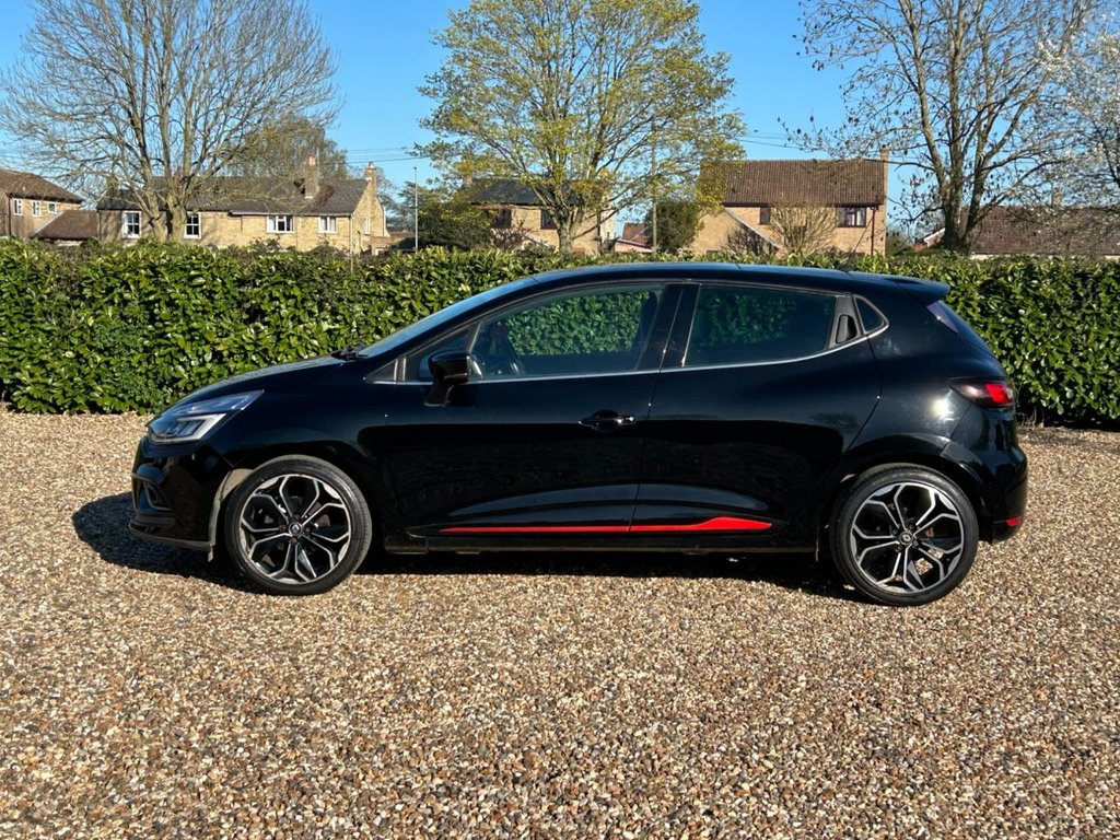 Used Renault Clio 2017 for sale - 78158378: Photo 11
