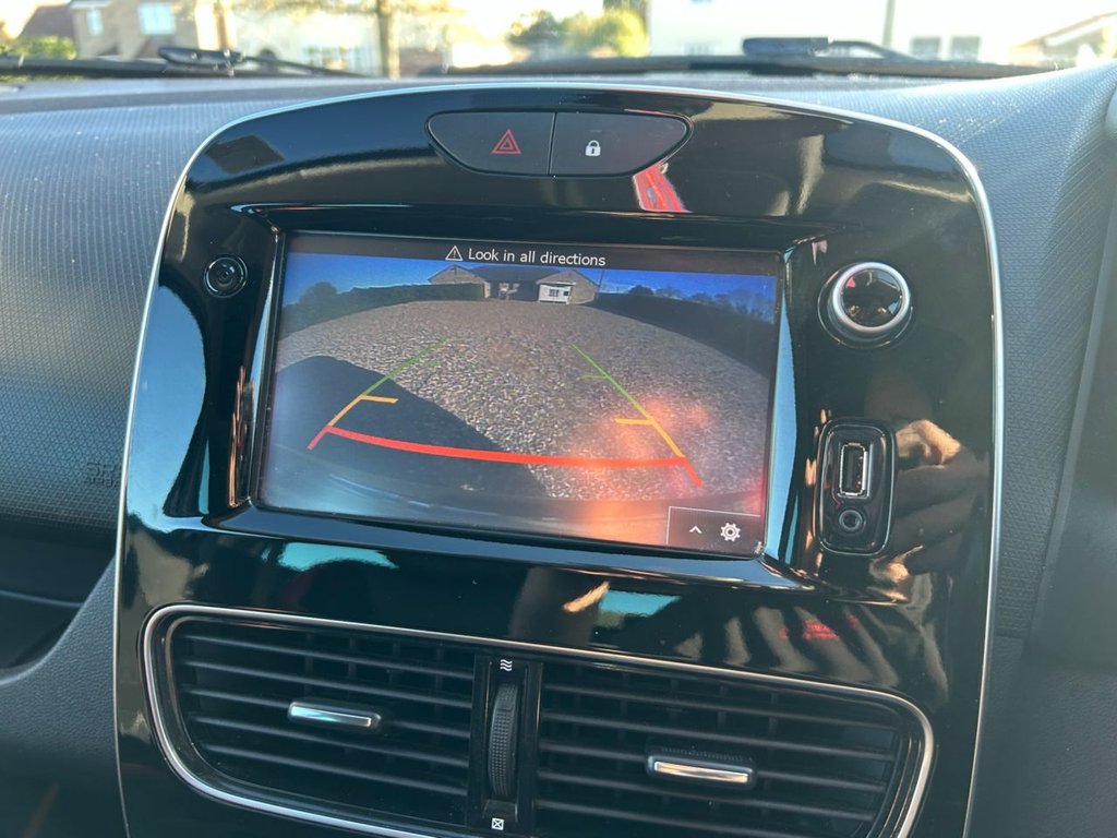 Used Renault Clio 2017 for sale - 78158378: Photo 43