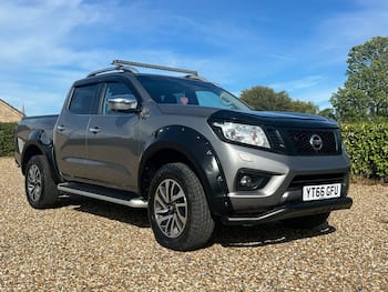Used Nissan Navara 2016 for sale - 79667141: Photo