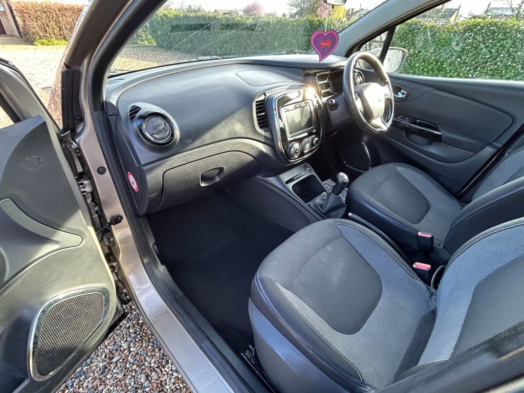 Used Renault Captur 2014 for sale - 77821474: Photo 28