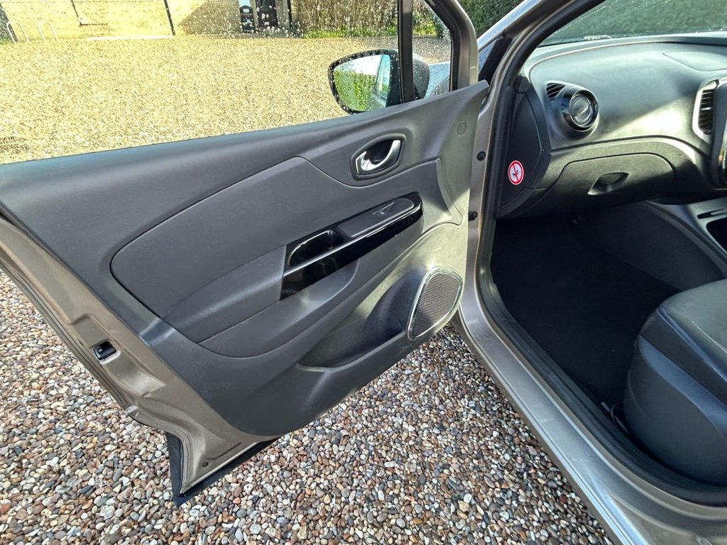 Used Renault Captur 2014 for sale - 77821474: Photo 29