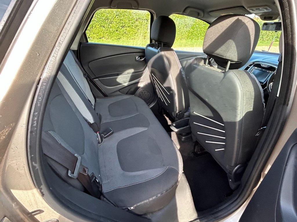 Used Renault Captur 2014 for sale - 77821474: Photo 30