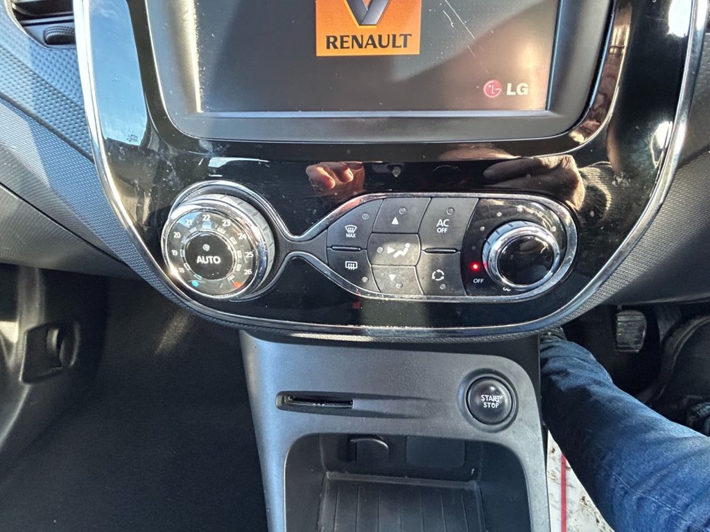 Used Renault Captur 2014 for sale - 77821474: Photo 42