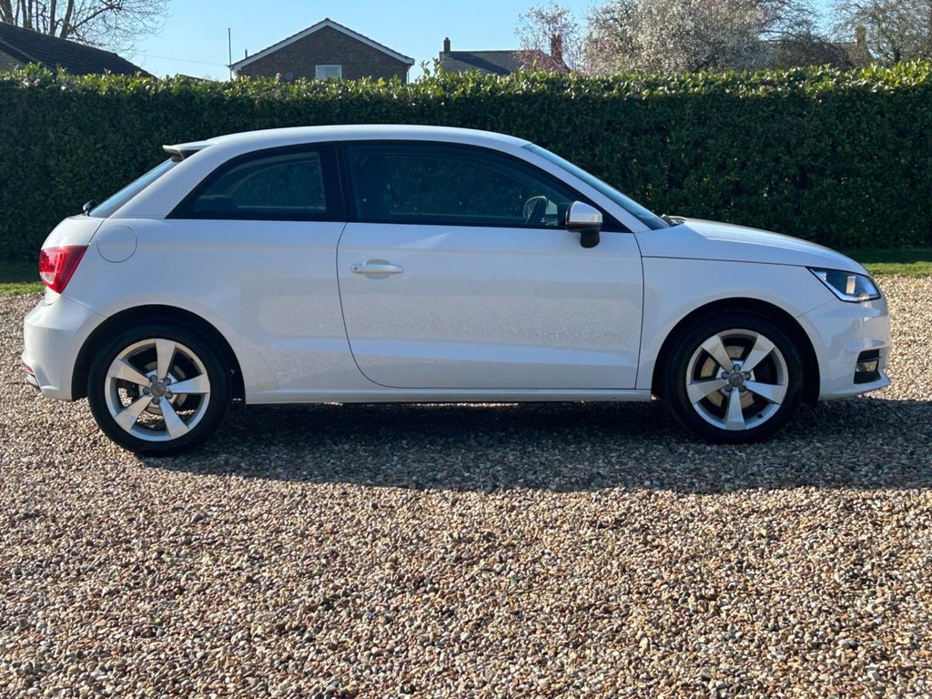 Used Audi A1 2016 for sale - 77920291: Photo 2