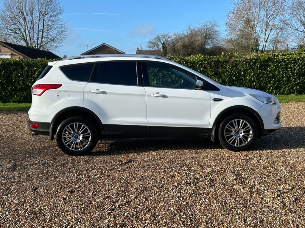 Used Ford Kuga 2013 for sale - 76724873: Photo 2