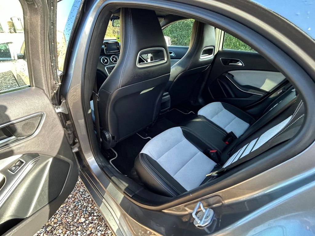 Used Mercedes-Benz A-Class 2013 for sale - 76591050: Photo 21