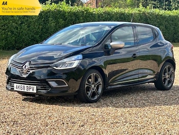 Used Renault Clio 2018 for sale - 79389790: Photo