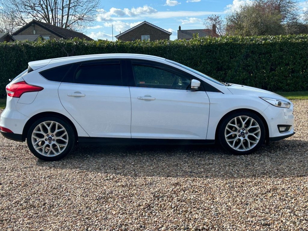 Used Ford Focus 2014 for sale - 78030845: Photo 18