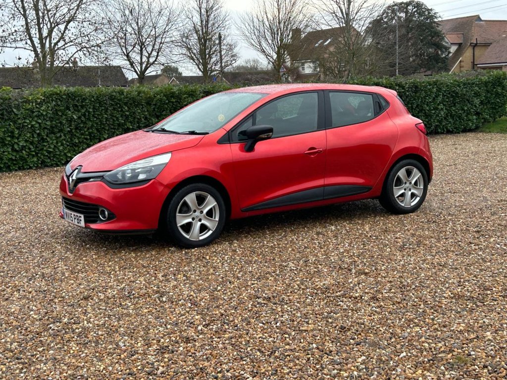 Used Renault Clio 2015 for sale - 77302459: Photo 11