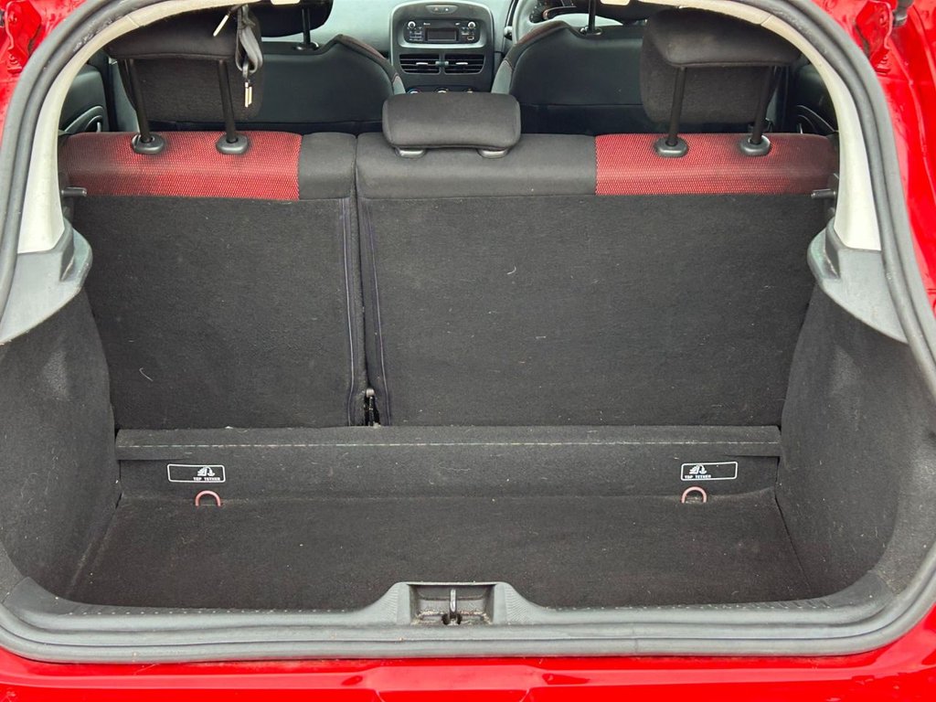 Used Renault Clio 2015 for sale - 77302459: Photo 19