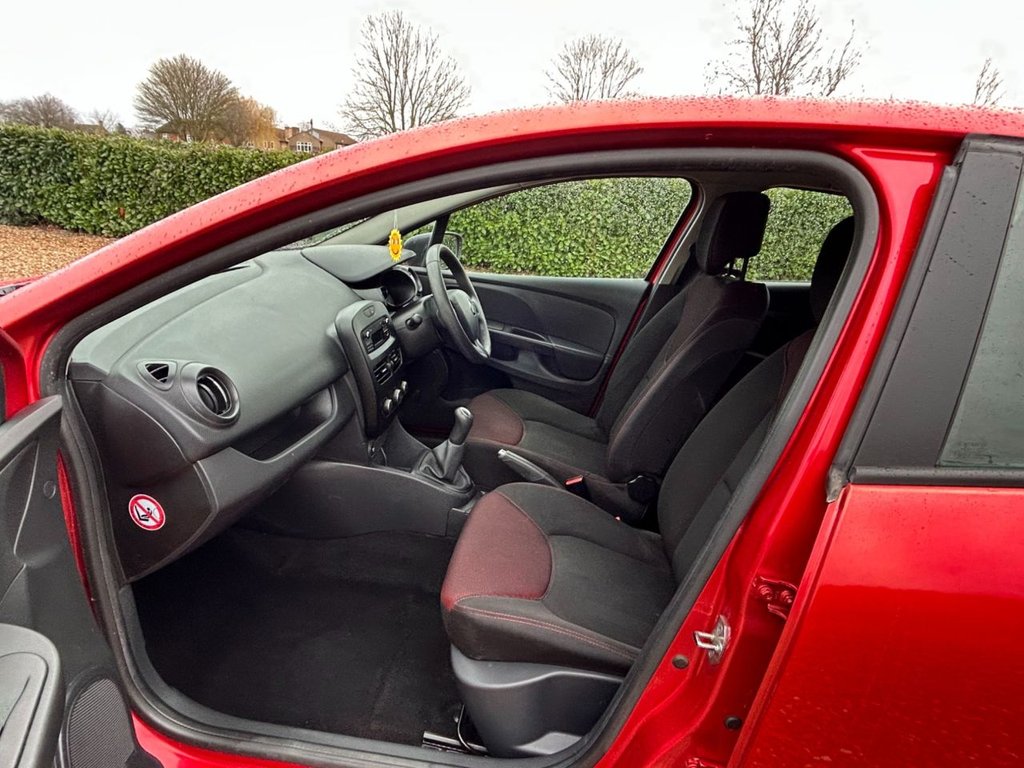 Used Renault Clio 2015 for sale - 77302459: Photo 21