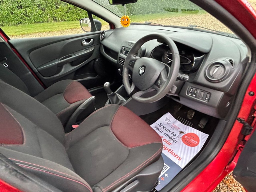 Used Renault Clio 2015 for sale - 77302459: Photo 29