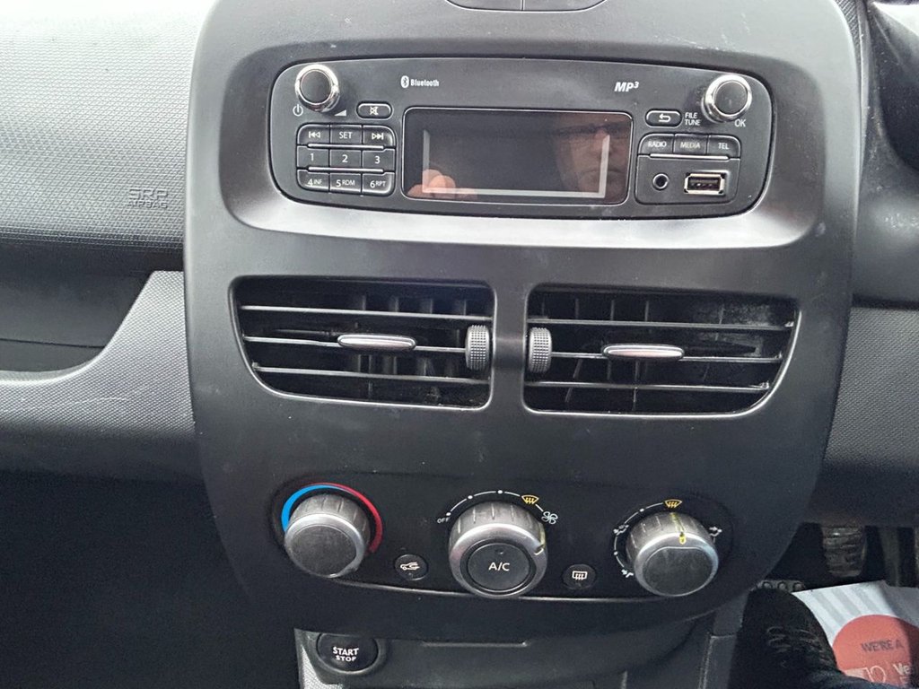 Used Renault Clio 2015 for sale - 77302459: Photo 32