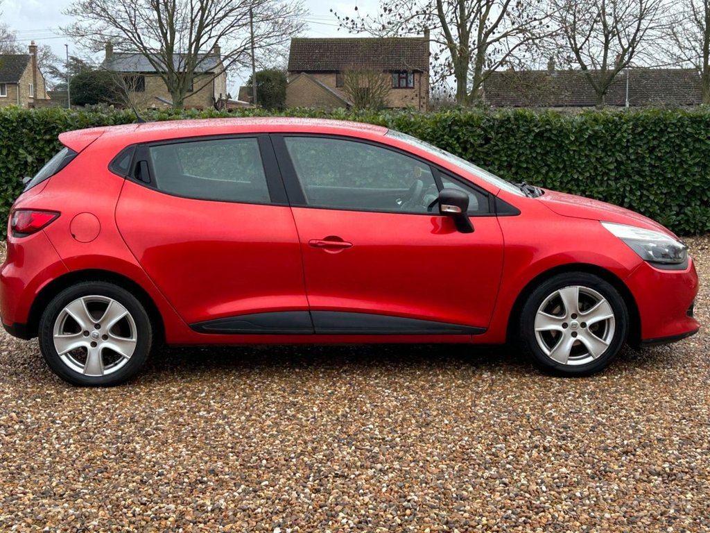 Used Renault Clio 2015 for sale - 77302459: Photo 34