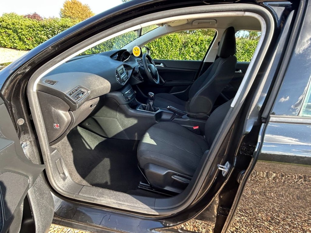 Used Peugeot 308 2017 for sale - 76119213: Photo 22