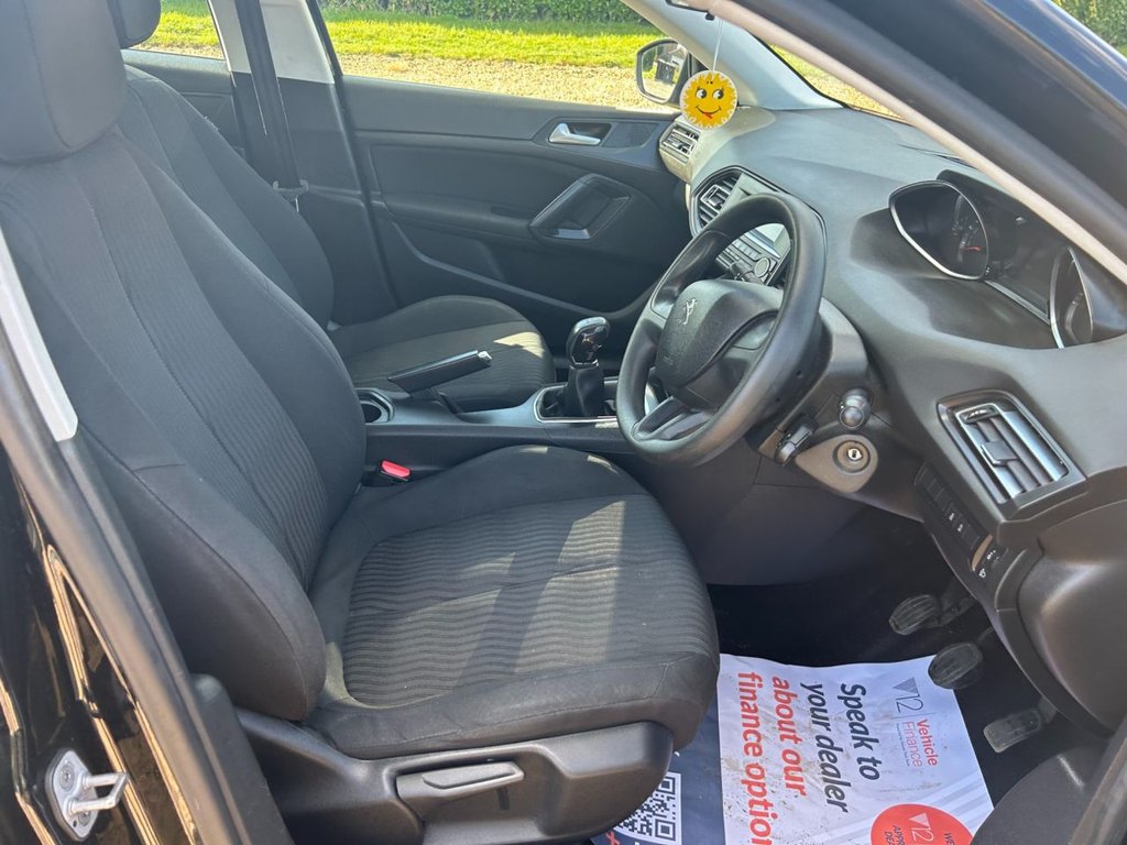 Used Peugeot 308 2017 for sale - 76119213: Photo 33