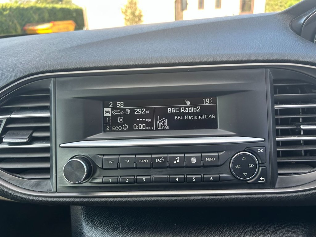 Used Peugeot 308 2017 for sale - 76119213: Photo 39