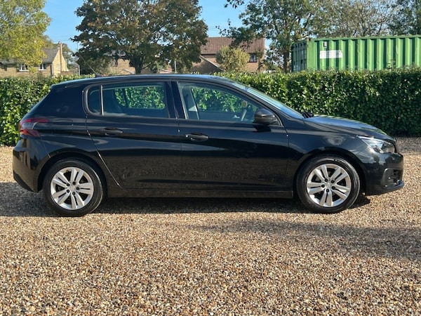 Used Peugeot 308 2017 for sale - 76119213: Photo 41