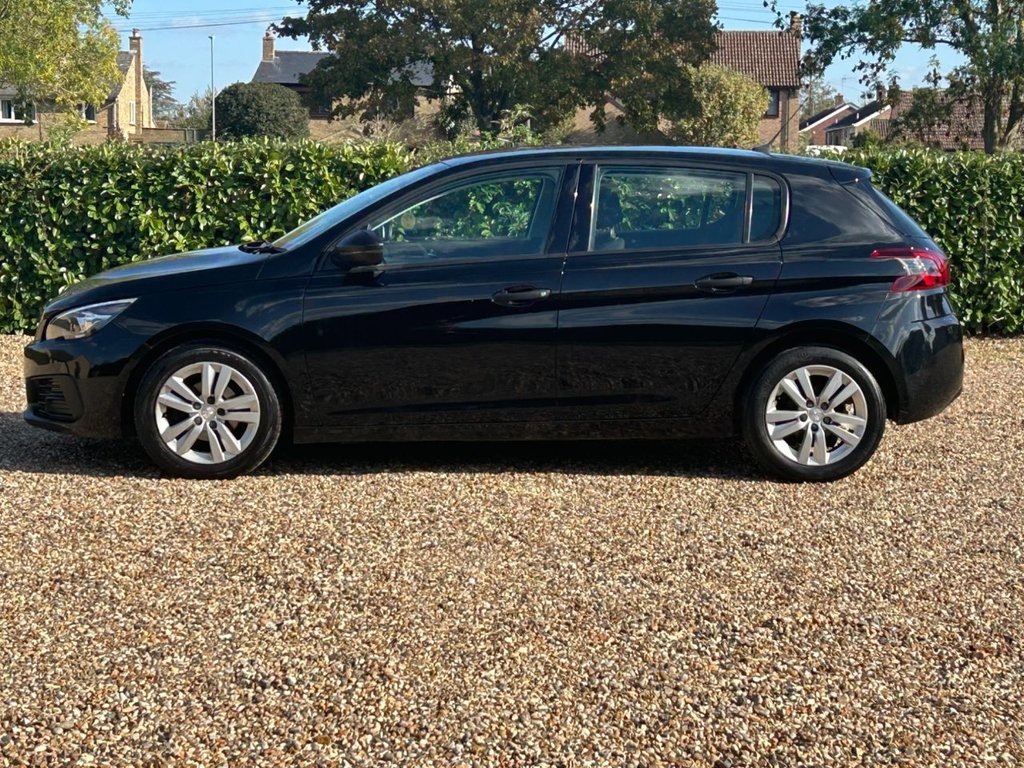 Used Peugeot 308 2017 for sale - 76119213: Photo 9