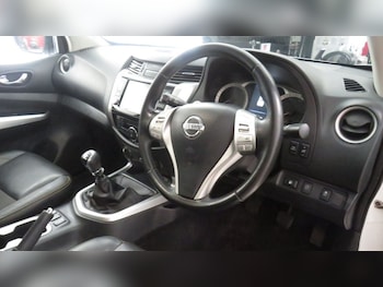 Used Nissan Navara 2019 for sale - 77464403: Photo