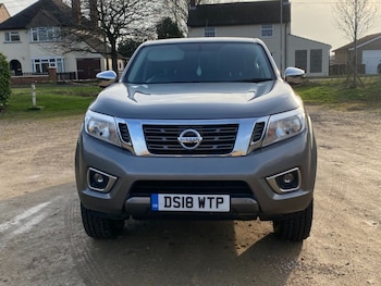 Used Nissan Navara 2018 for sale - 76950072: Photo