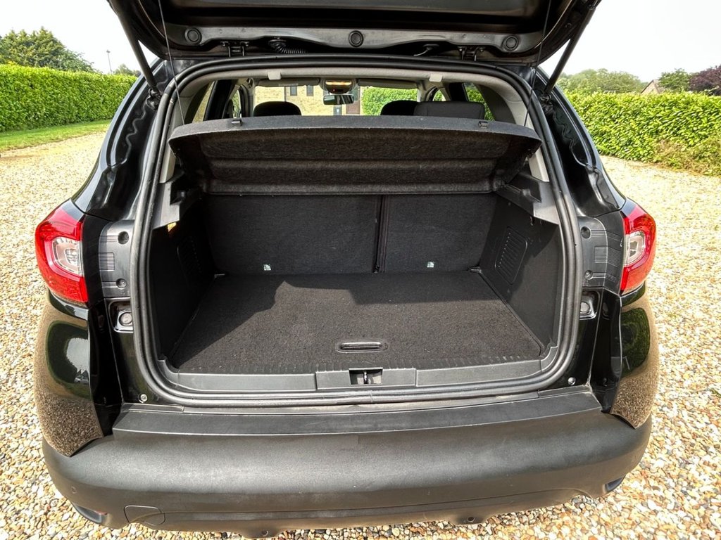 Used Renault Captur 2014 for sale - 76617375: Photo 14